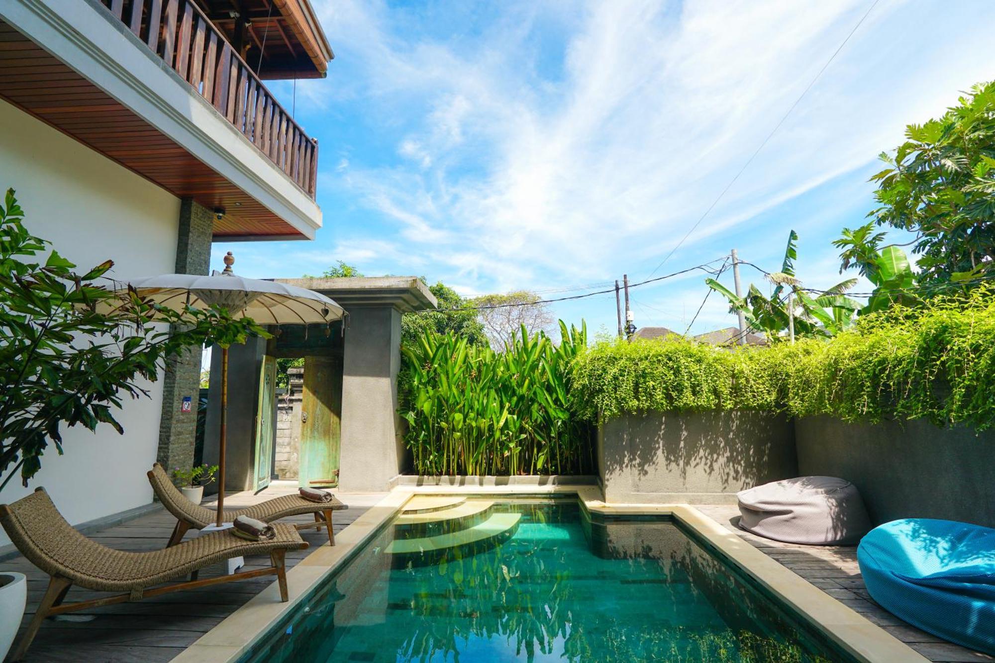 Tropical House Bali Couette-café *